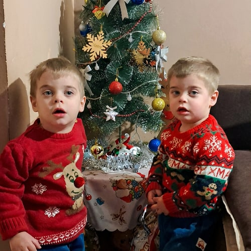 AI Design for enhance quality of this photo