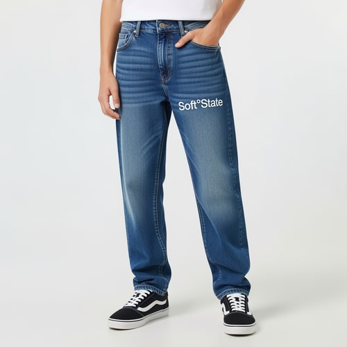 AI Design for Créame un diseño de ropa de adolescente chico q ponga Soft°State y q sean pantalones baqueros