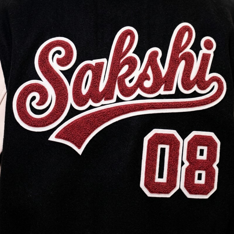 i need u to generate the same for the word SAKSHI 
the whole word in a single like 
keep the font type the same as the image provided
red font color 
wid border
white outside borderline
same underline format n all 
the curver the font same 

and a seperate 08 number too